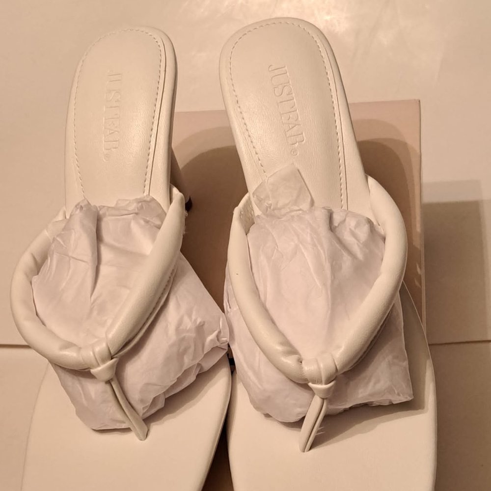 JUSTFAB White heeled flip flop KERRY size 7